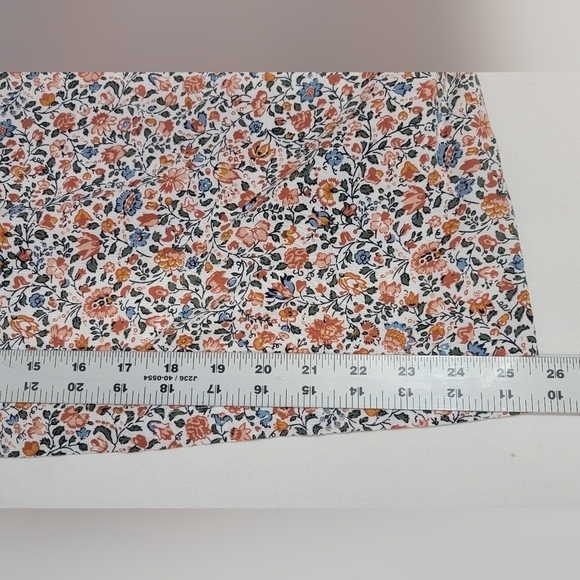 LOFT Women's Size XL floral v-neckbutton front closure 3/4 cotton/rayon blouse - Picture 7 of 9